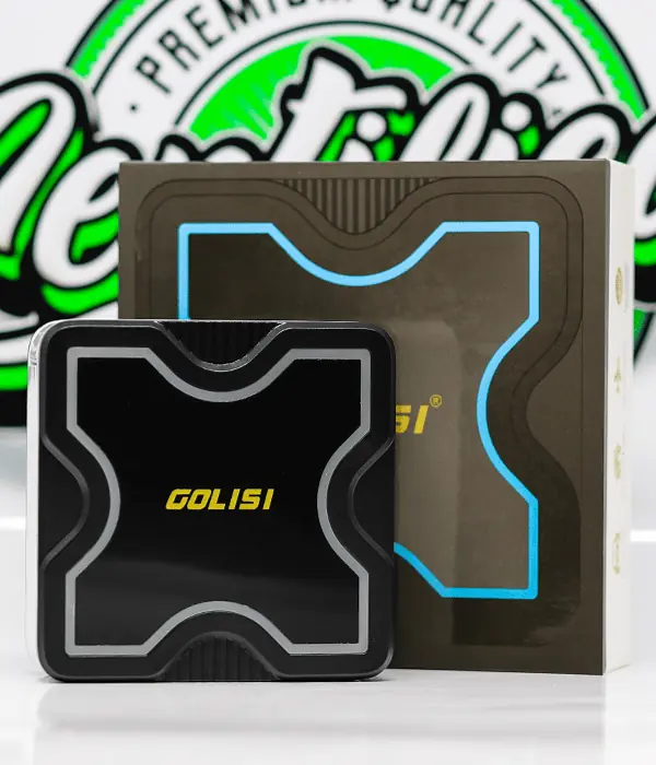 Golisi GL-4 Mothra 3-in-1 battery charger and power bank in front of its retail box